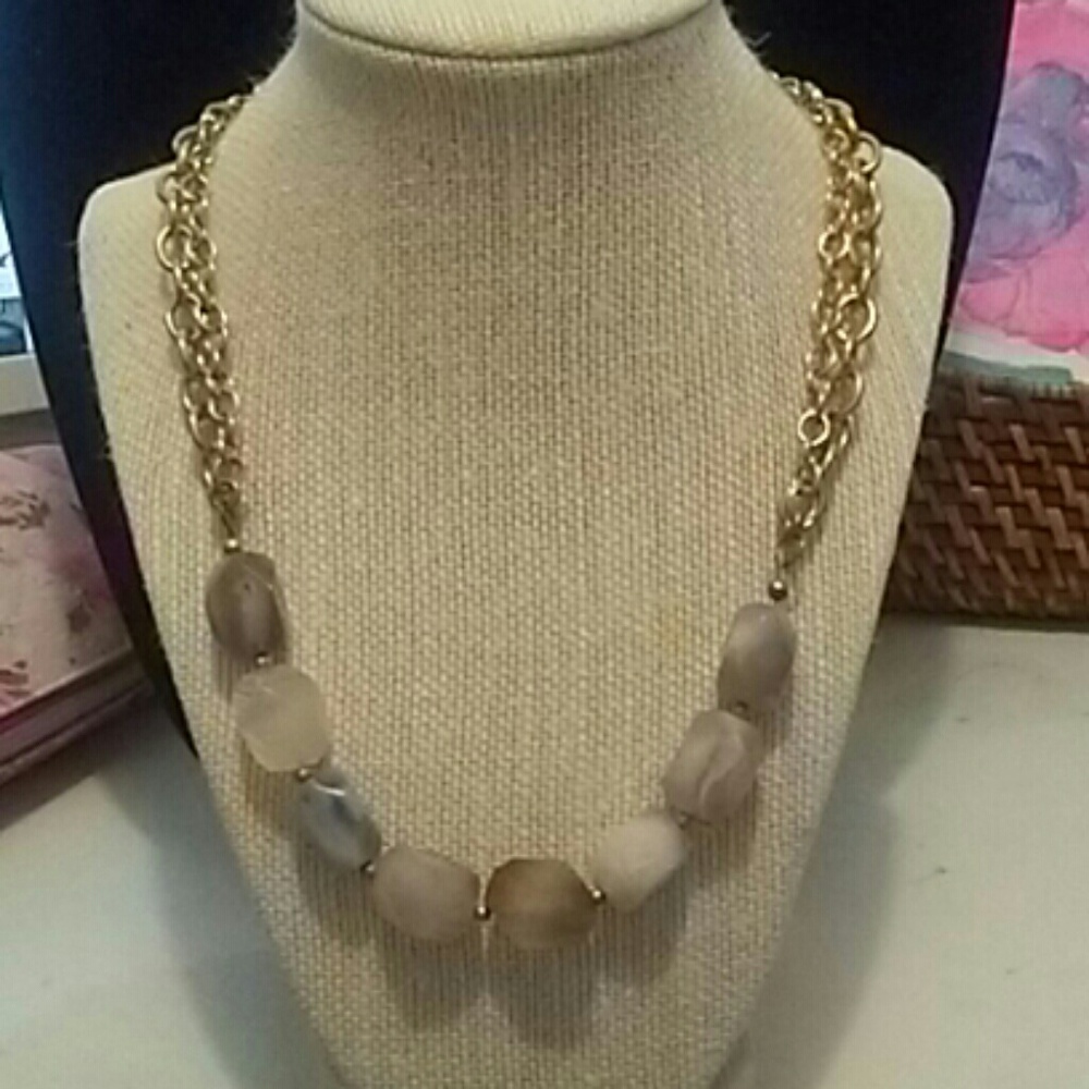 GEM STONE NECKLACE